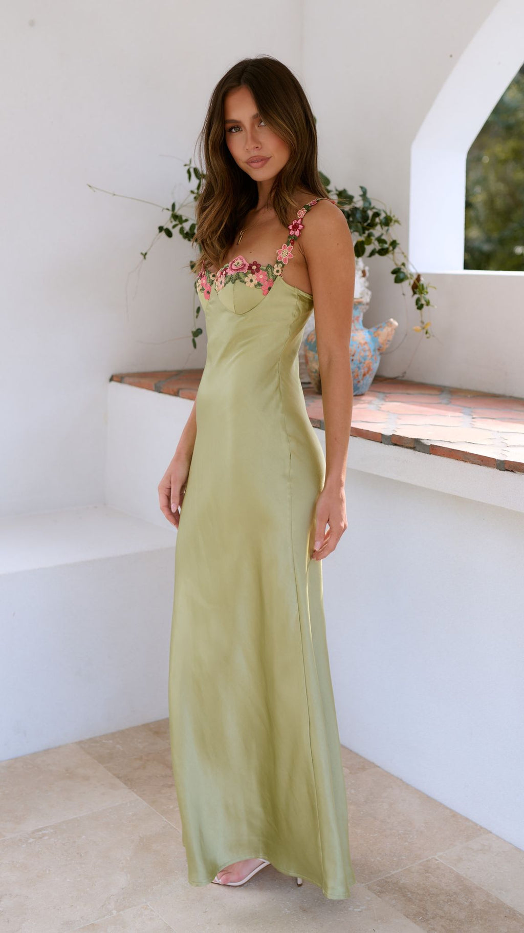 Josephine | Geborduurde avondjurk vloeiend elegant