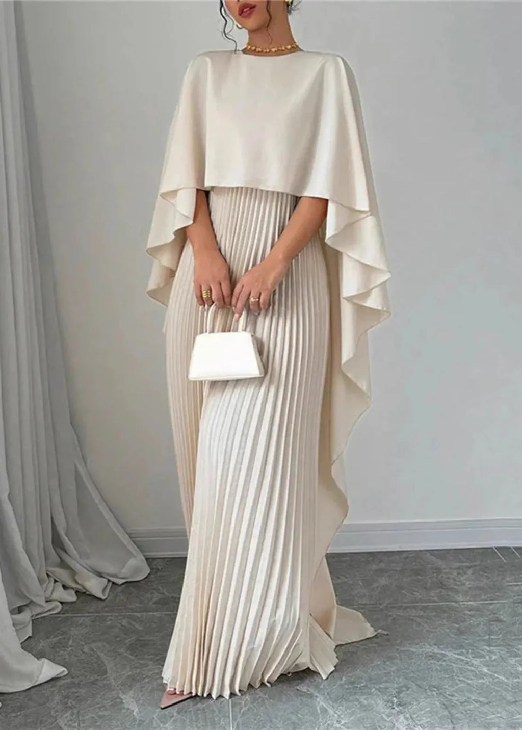 Bonnie | Plissé cape maxi jurk elegant bruiloft