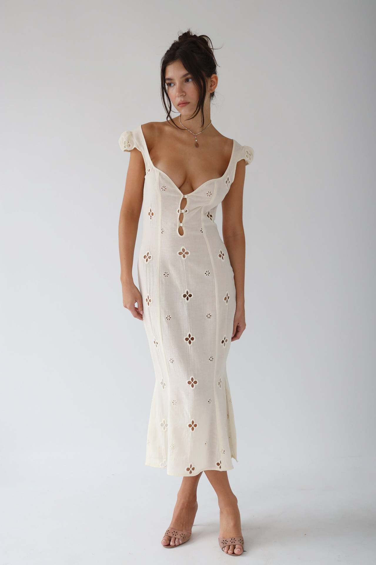 Isabella | vintage geborduurde fishtail midi jurk