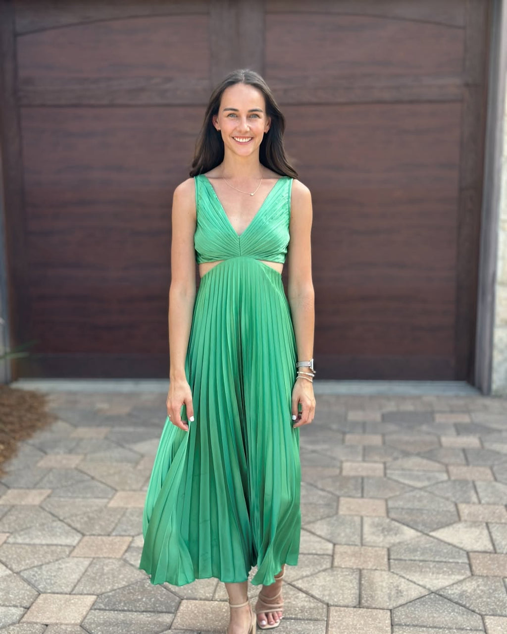 Audrey | Plissé midi jurk cutout taille elegant