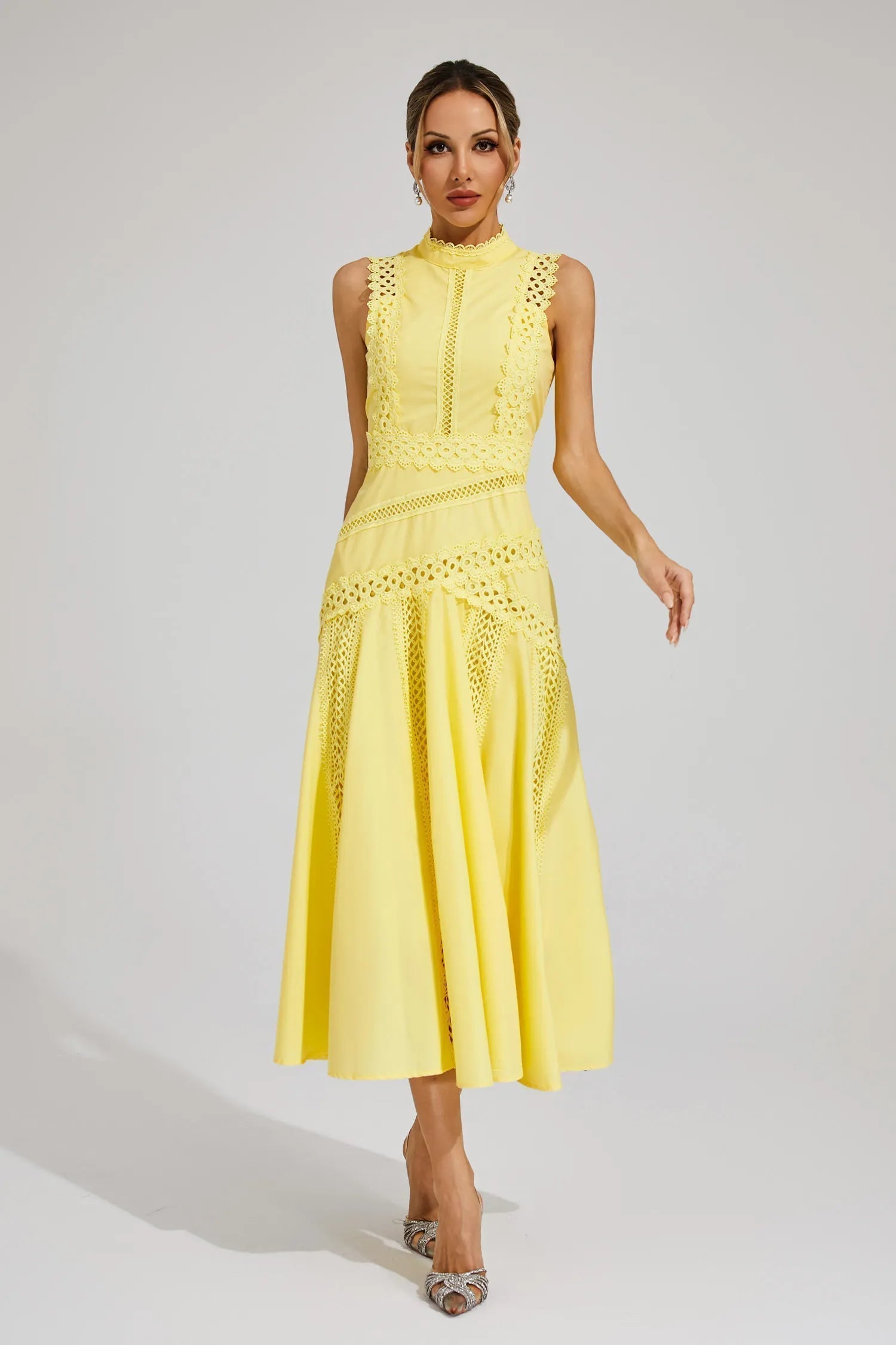 Lily | Mouwloze kant midi jurk elegant bruiloft