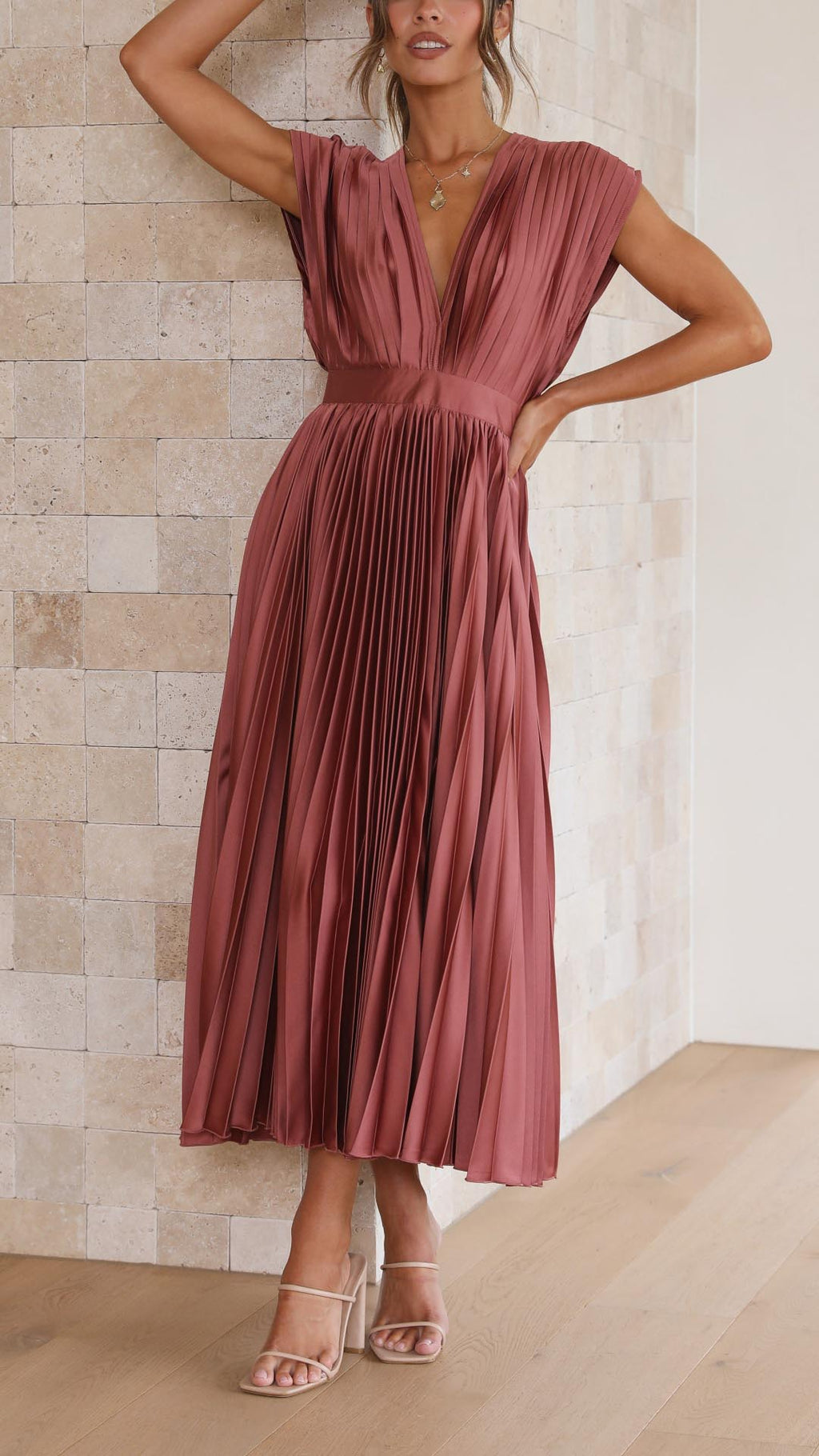 Charlotte | Plissé midi jurk v-hals elegant