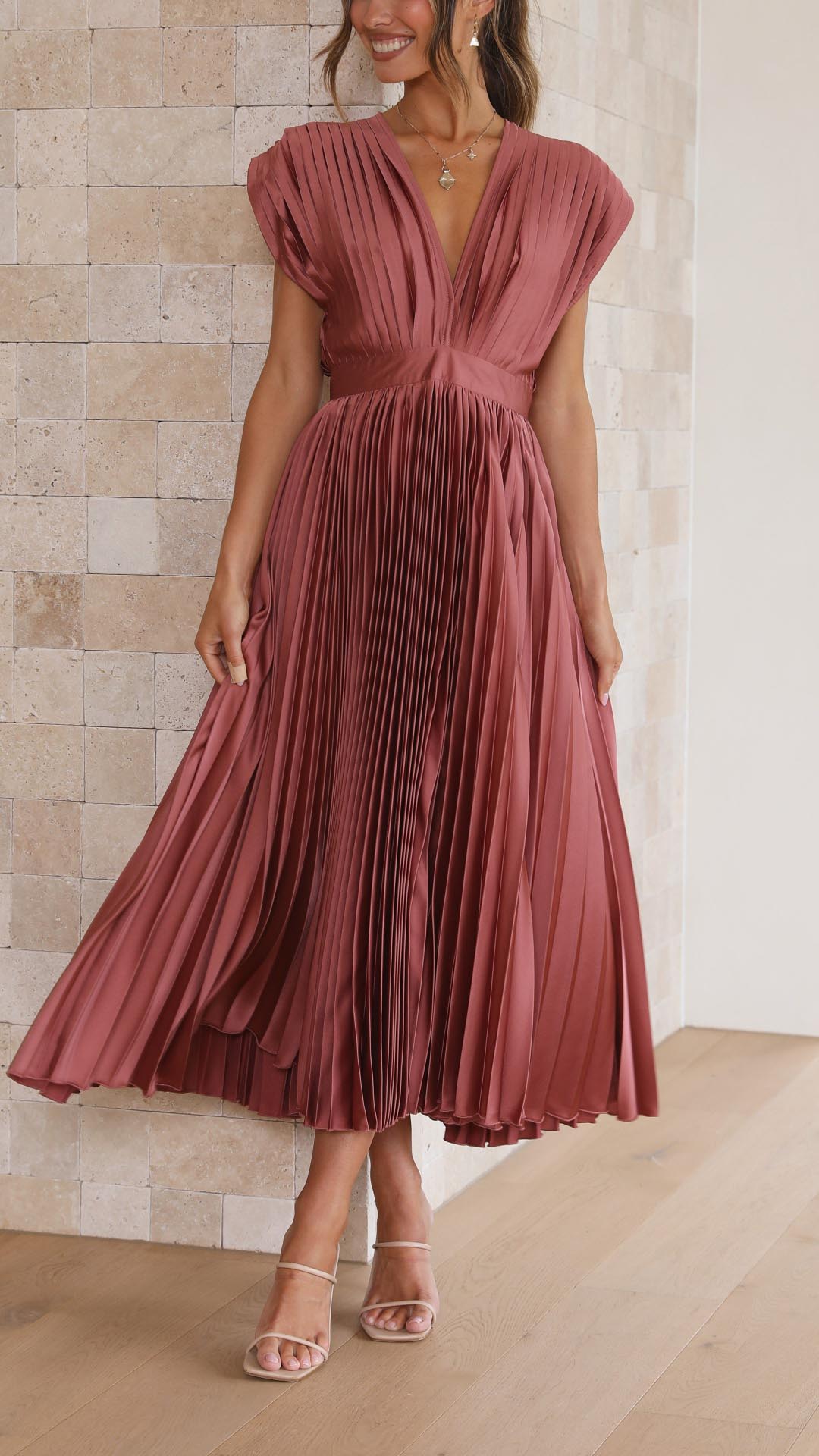 Charlotte | Plissé midi jurk v-hals elegant