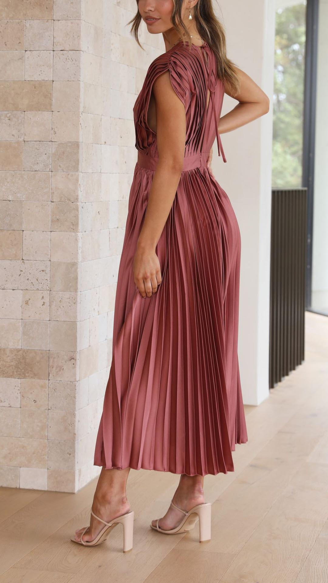 Charlotte | Plissé midi jurk v-hals elegant